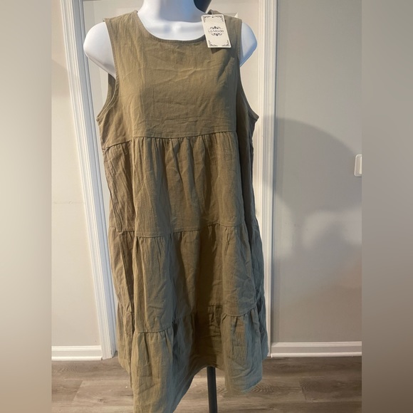 Dresses & Skirts - Green Dress Large